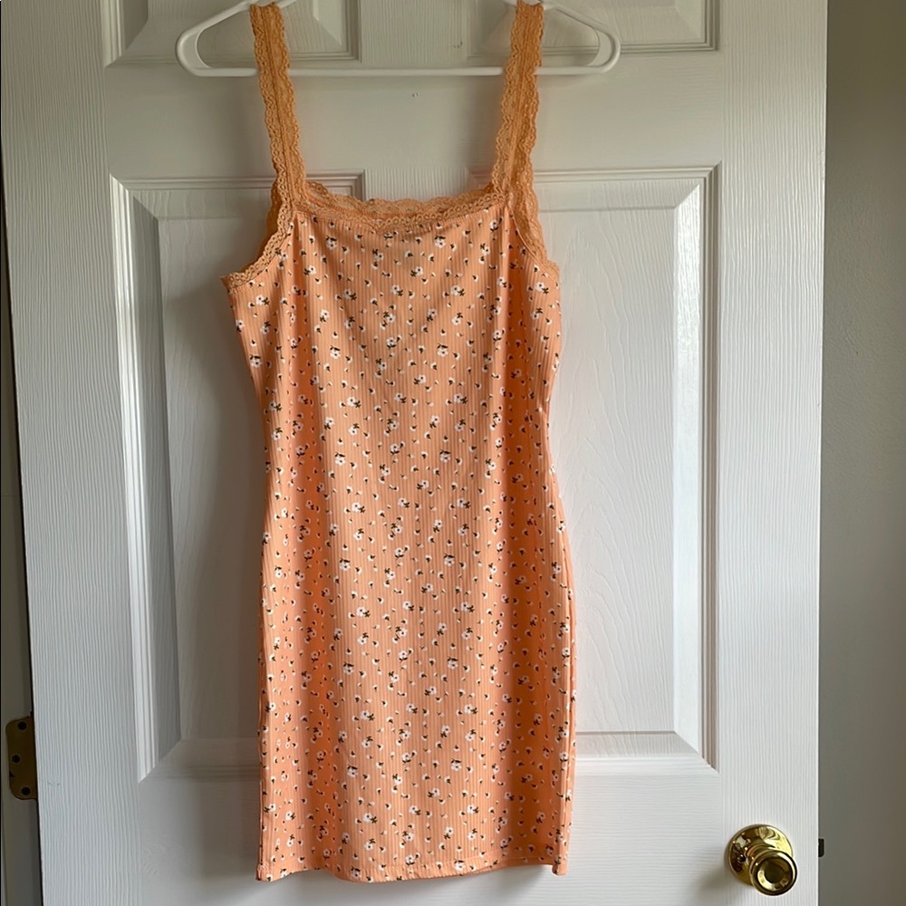 Forever 21 Peach Lace-Trim Dress - Picture 2 of 7